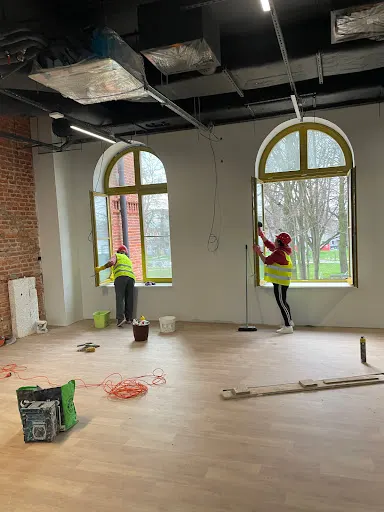 Consensus Partner - Sprzątanie Łódź. Firma sprzątająca Malowanie oznaczeń poziomych drogowych